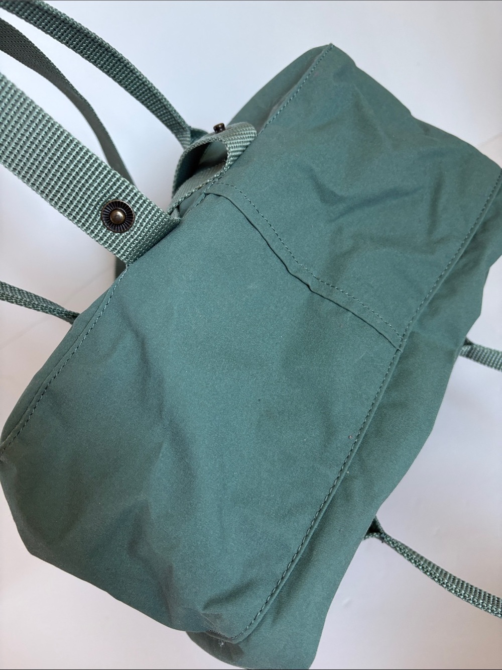 Fjallraven Kanken classic backpack in frost green clean - Picture 16 of 16